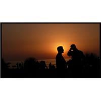 غروب دردل تنگ است.